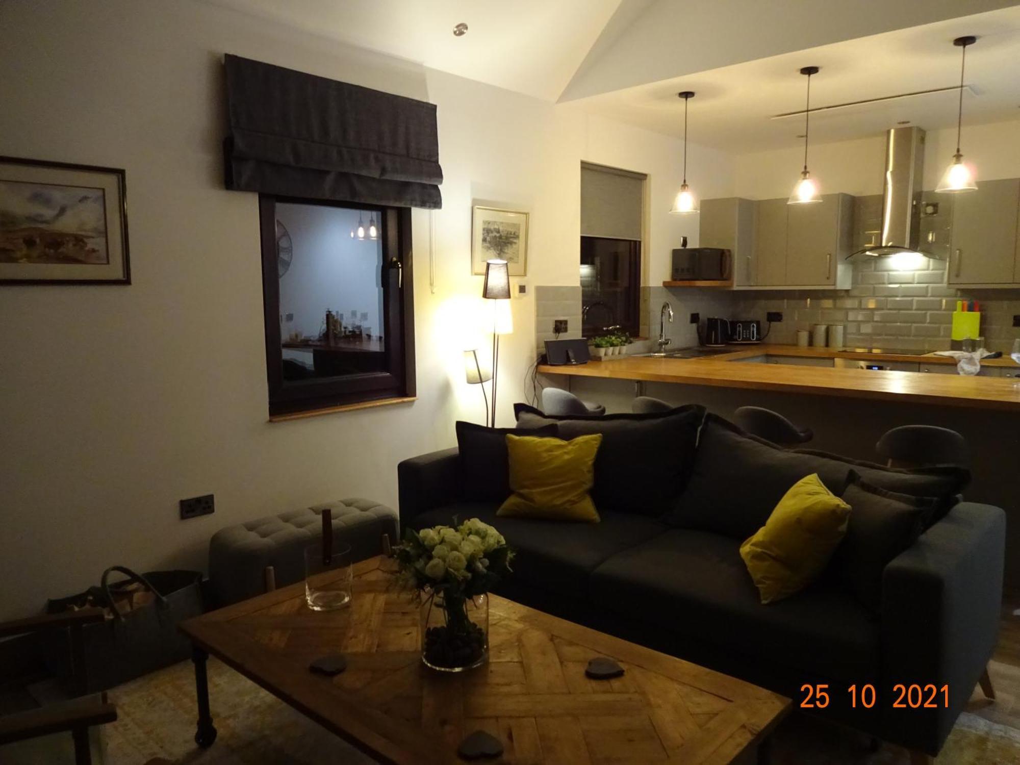 The Stables Near Glasgow Balmore Экстерьер фото